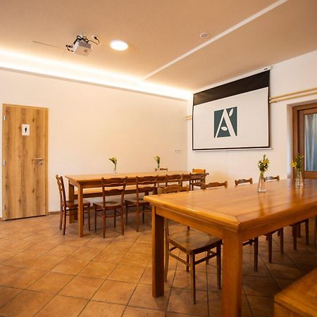 Amenity Apartmany Перна Экстерьер фото