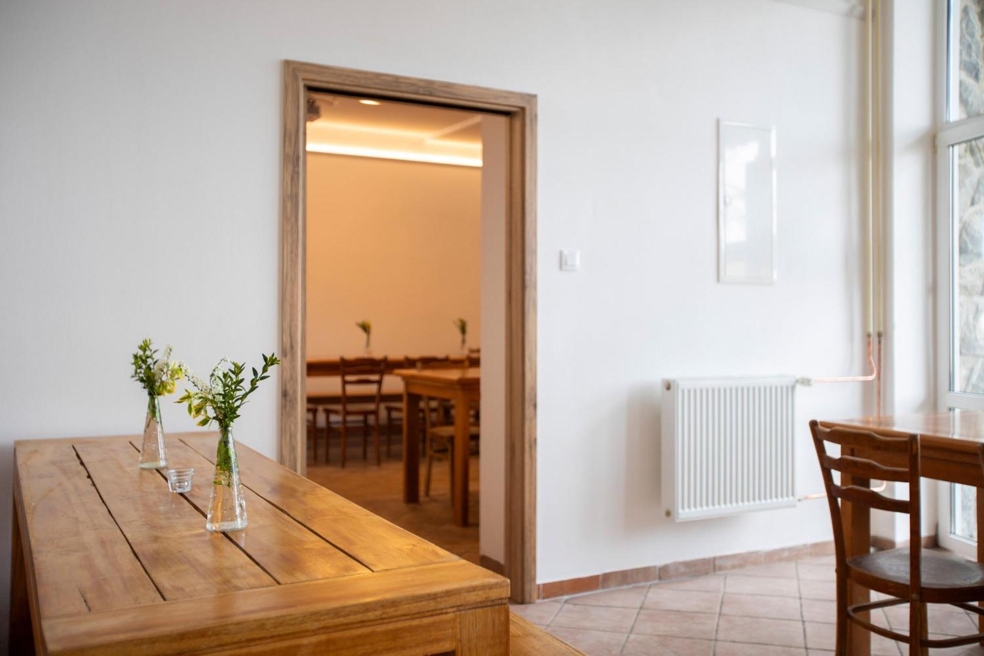 Amenity Apartmany Перна Экстерьер фото