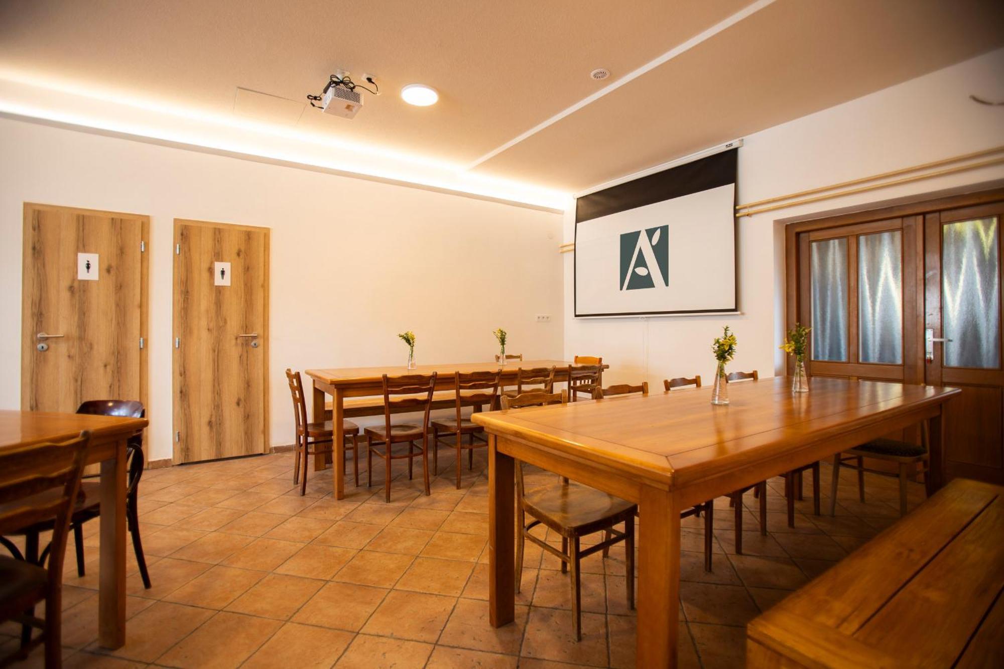 Amenity Apartmany Перна Экстерьер фото