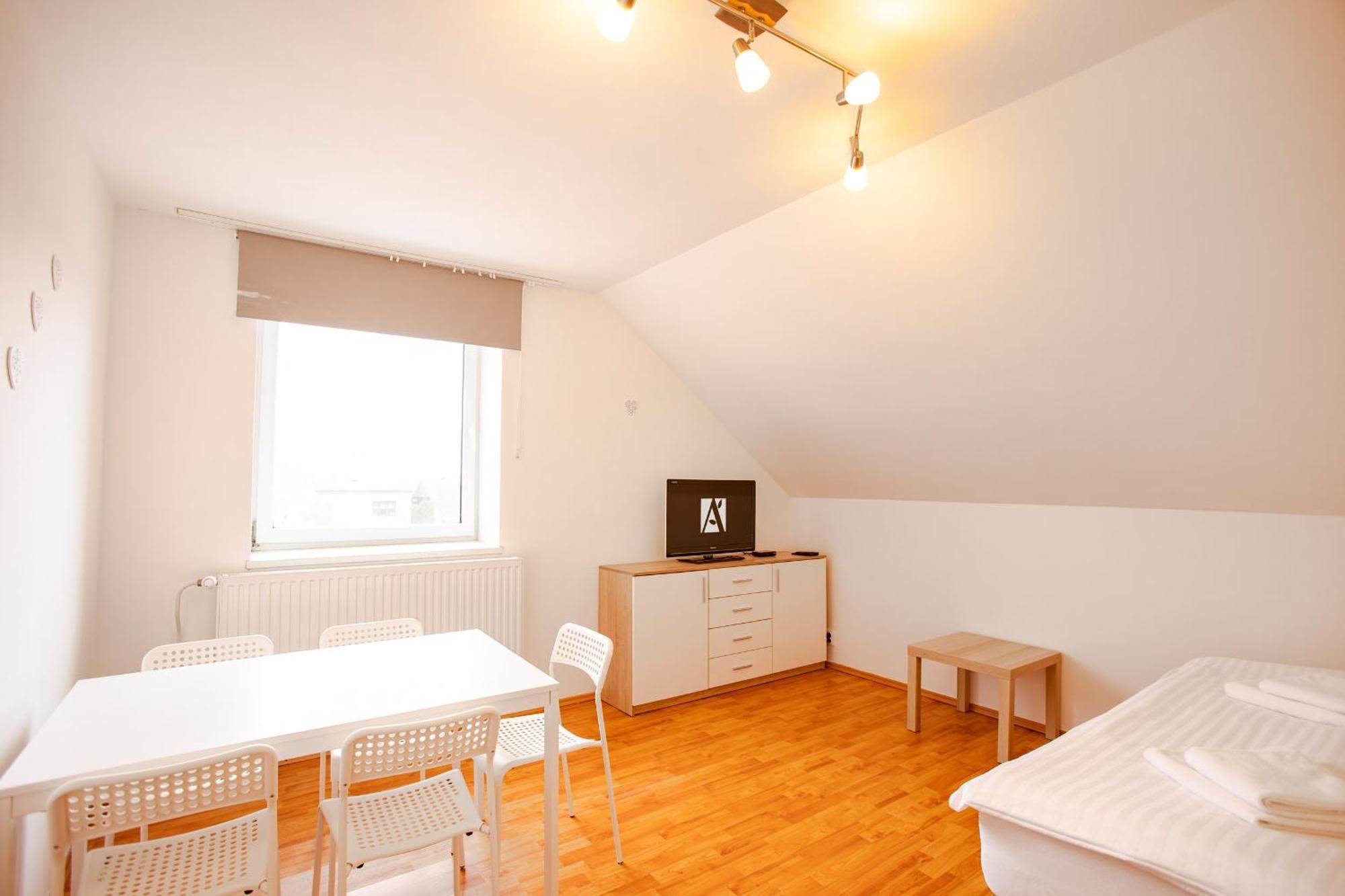 Amenity Apartmany Перна Экстерьер фото